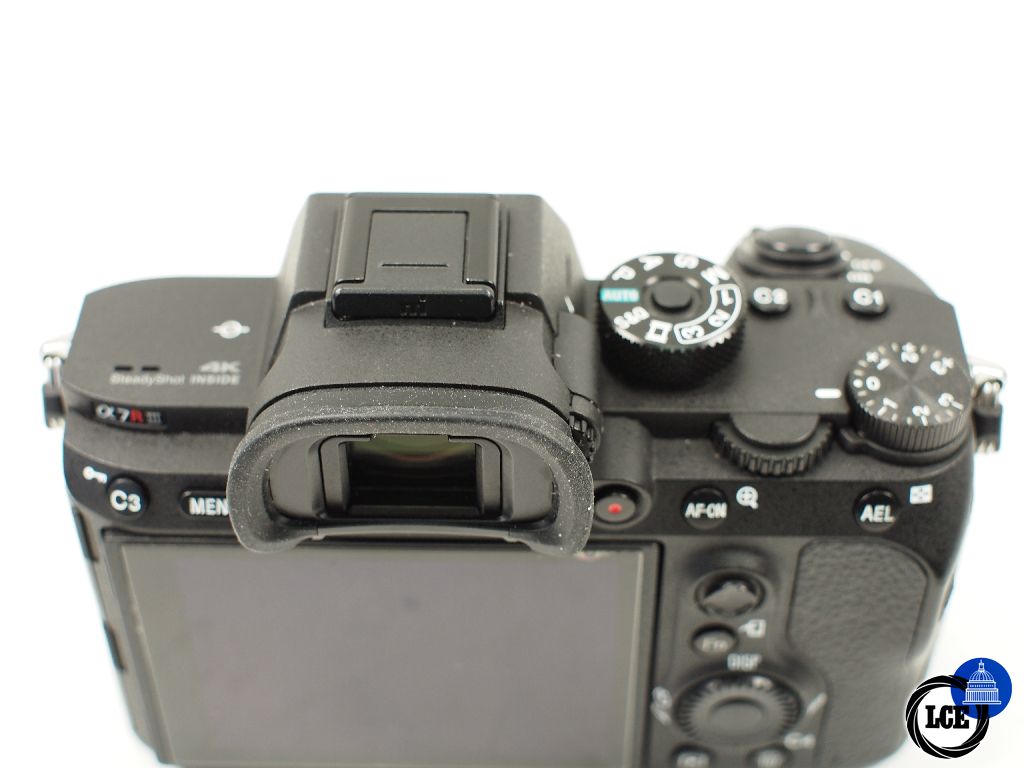 Sony A7R III Body less than 15k shutter count