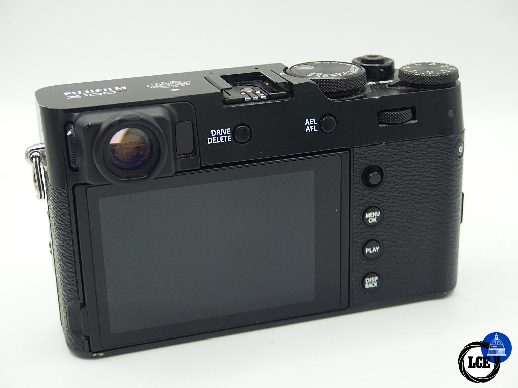 FujiFilm X100V Black