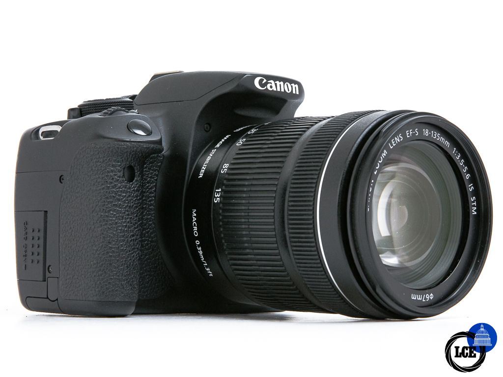 Canon EOS 700D + 18-135mm IS STM **12.5k Shutter Count**