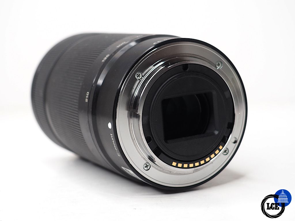 Sony E 55-210mm f/4.5-6.3 OSS