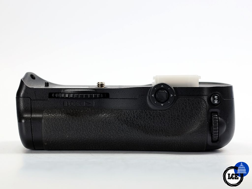 Nikon MB-D10 Battery Grip