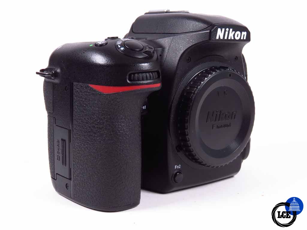 Nikon D7500 Body