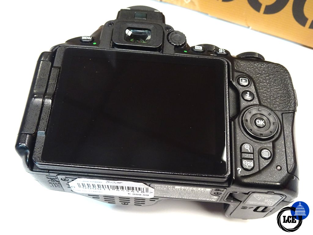 Nikon D5600 Body