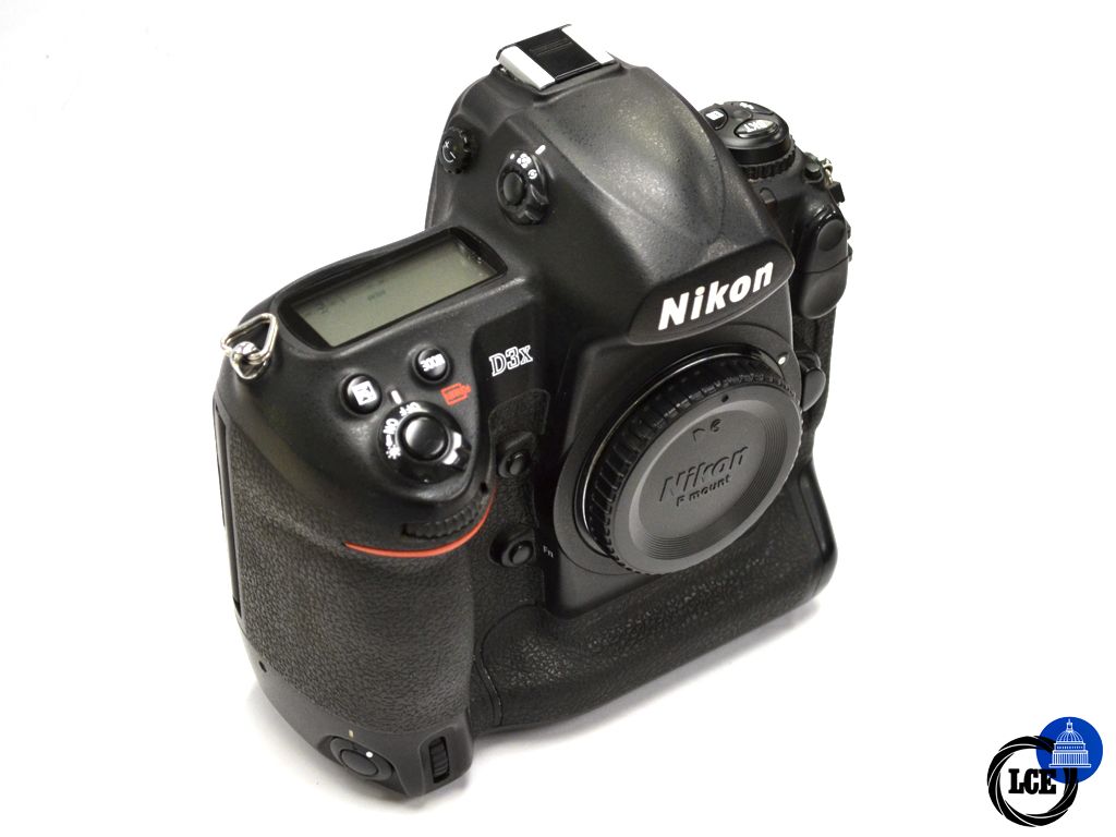 Nikon D3X *40.5K Actuations*