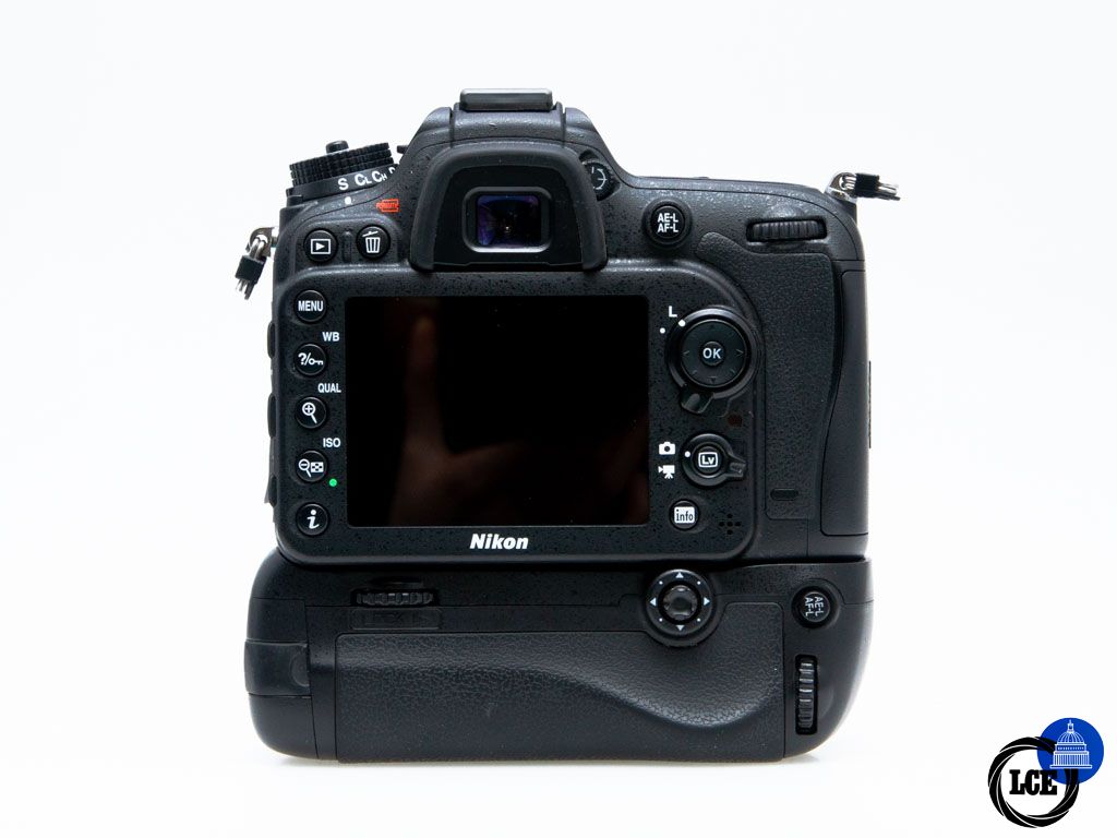 Nikon D7100 + Neewer Battery Grip