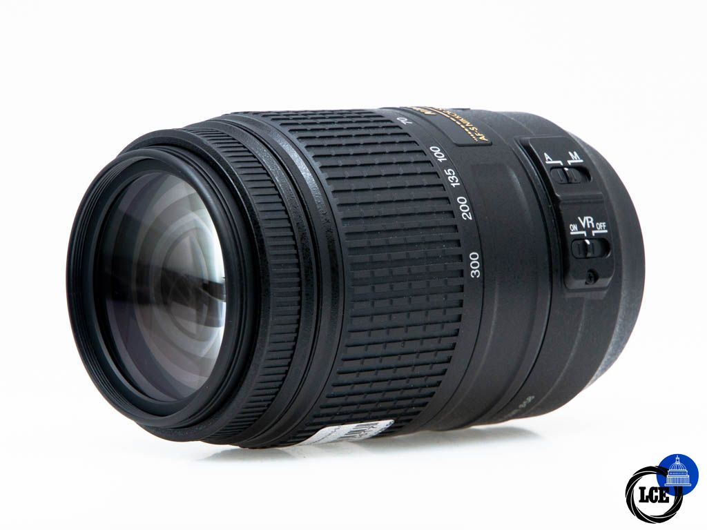 Nikon AF-S 55-300mm f/4.5-5.6 ED DX VR