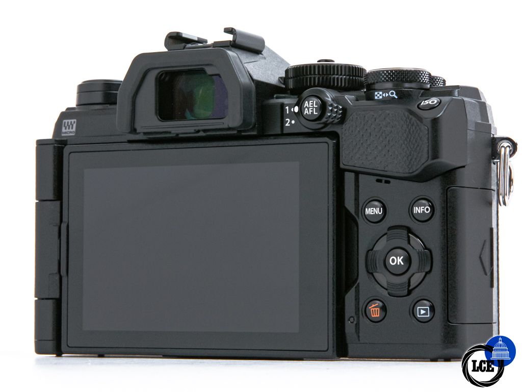 OM SYSTEM OM-5 Body **2.5k Shutter Count**