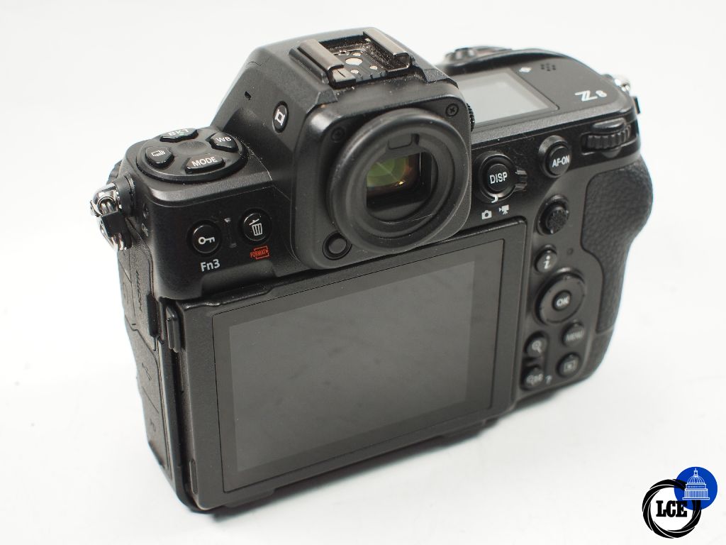 Nikon Z8 Body shutter count <17k