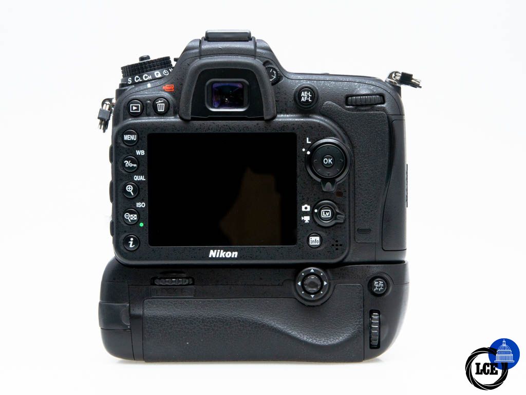 Nikon D7100 + Neewer Battery Grip