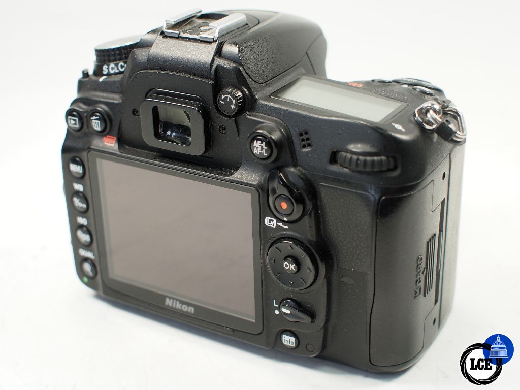 Nikon D7000 