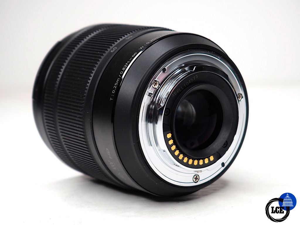 Panasonic 12-60mm f/3.5-5.6 MFT