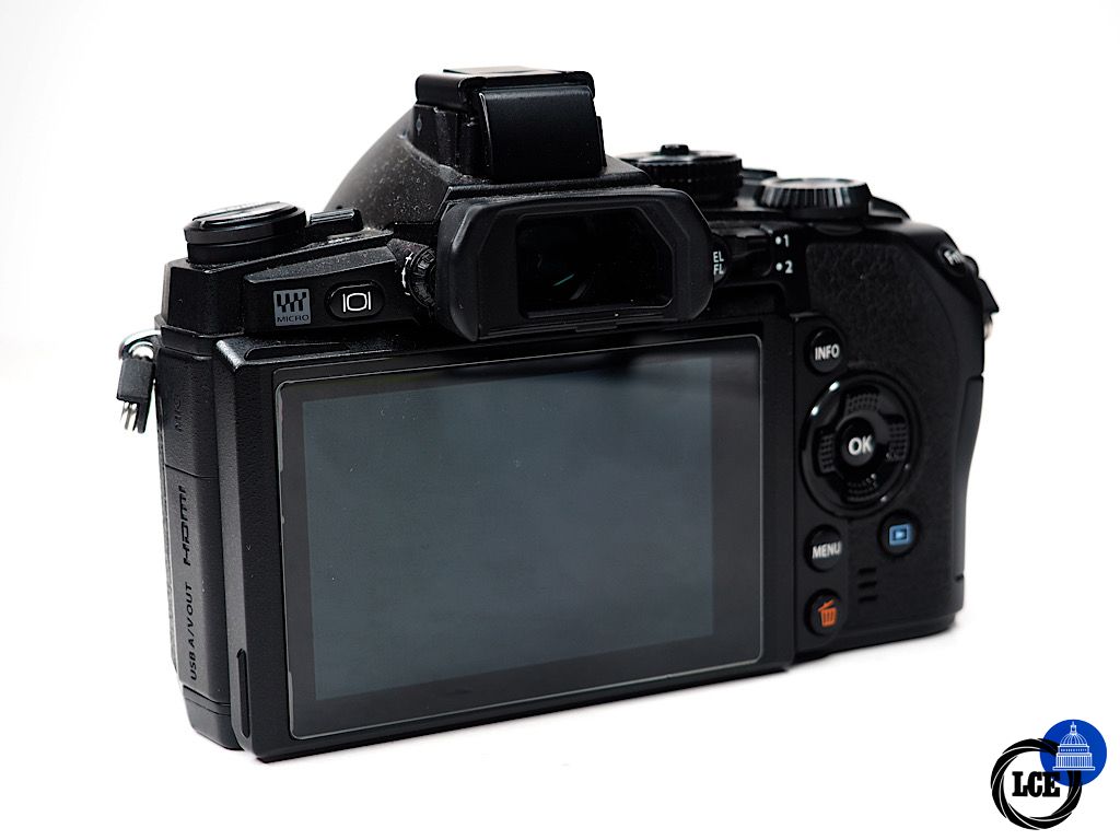 OM SYSTEM E-M1 Body (M4/3)