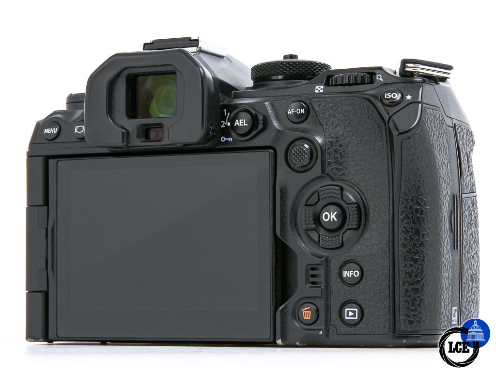 OM SYSTEM OM-1 Body **3k Shutter Count**