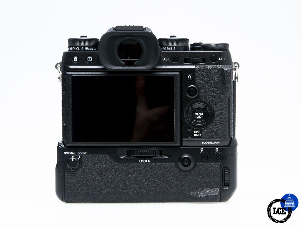 FujiFilm X-T2 + VPB Grip