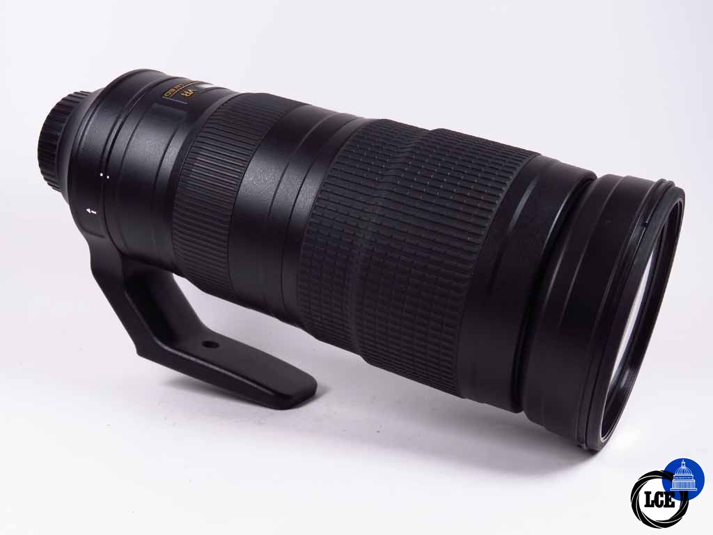 Nikon 200-500mm f5.6 VR E ED AFS