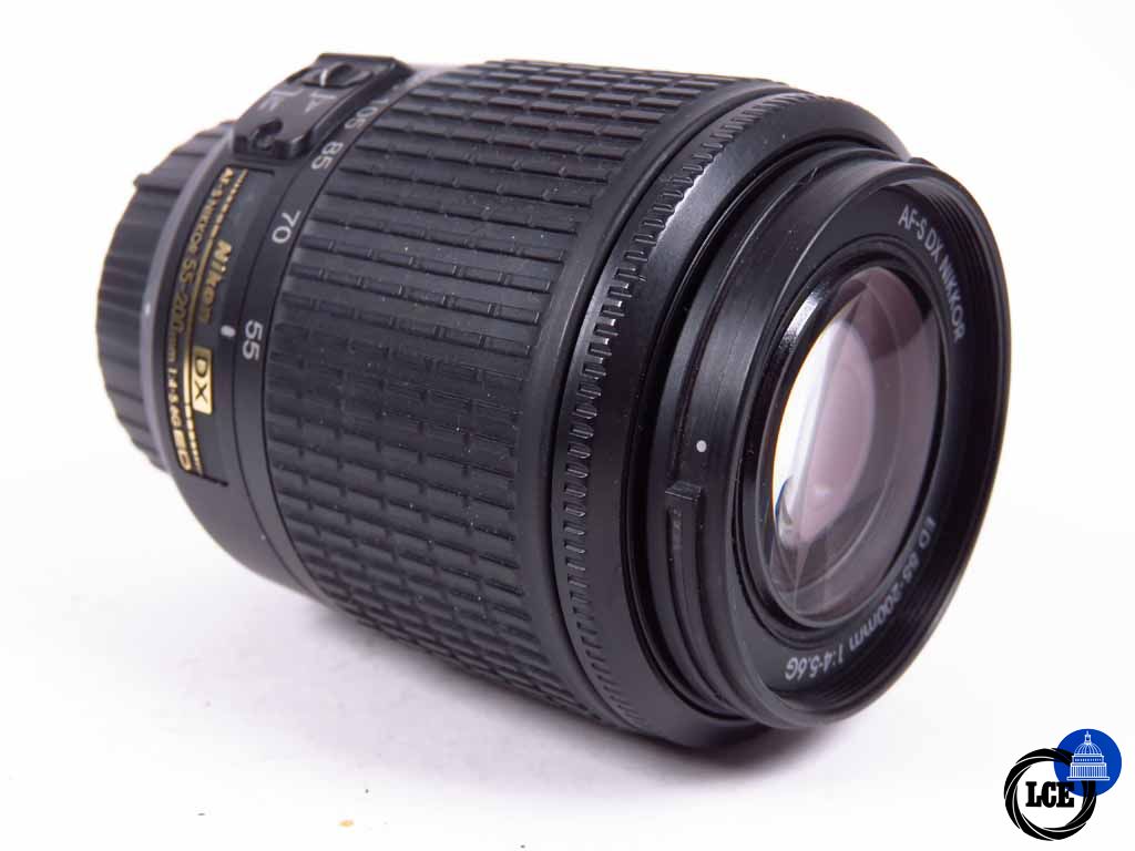 Nikon 55-200mm f4-5.6 ED DX