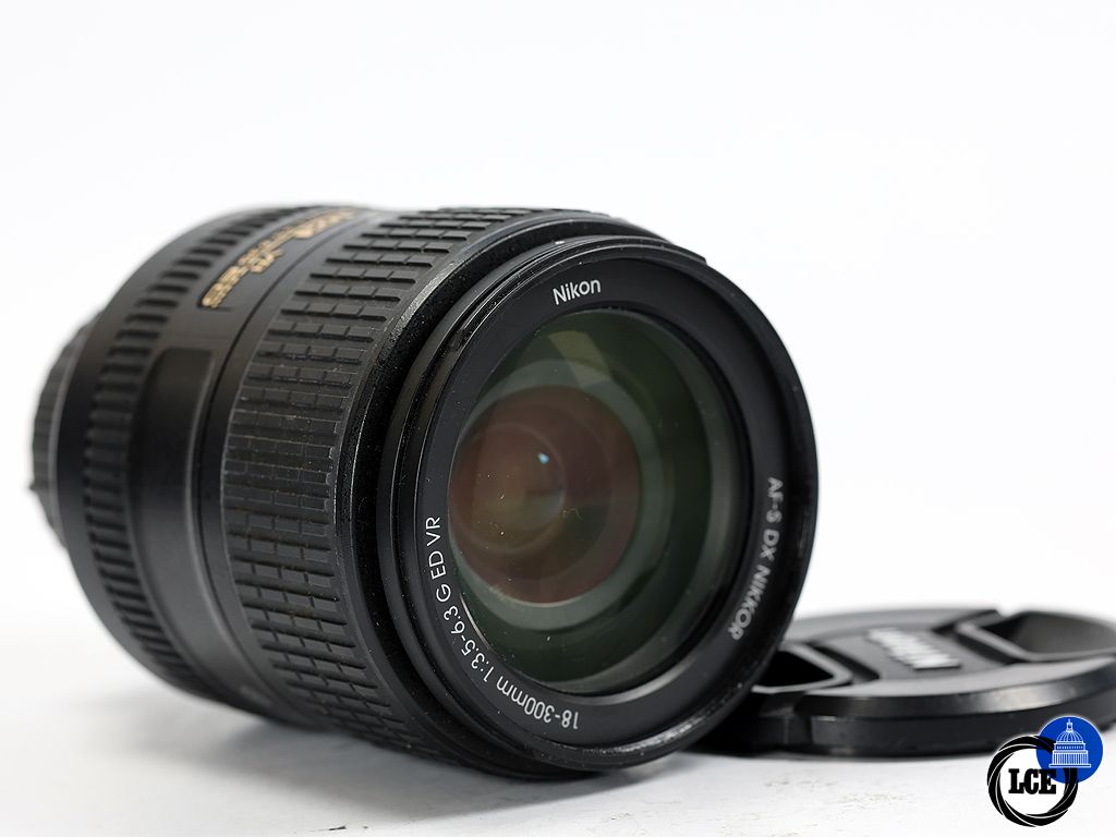 Nikon AF-S 18-300mm f/3.5-6.3G ED VR *BOXED*