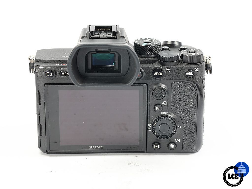 Sony A7R IV Body