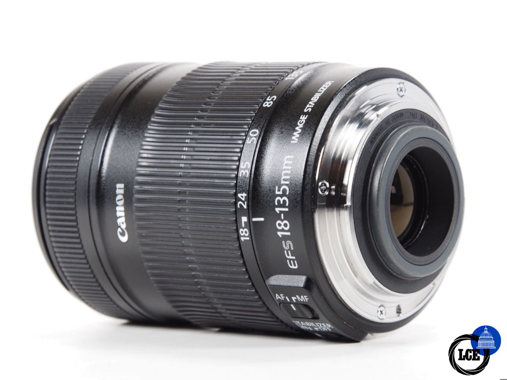 Canon 18-135mm F3.5-5.6 IS EF-S