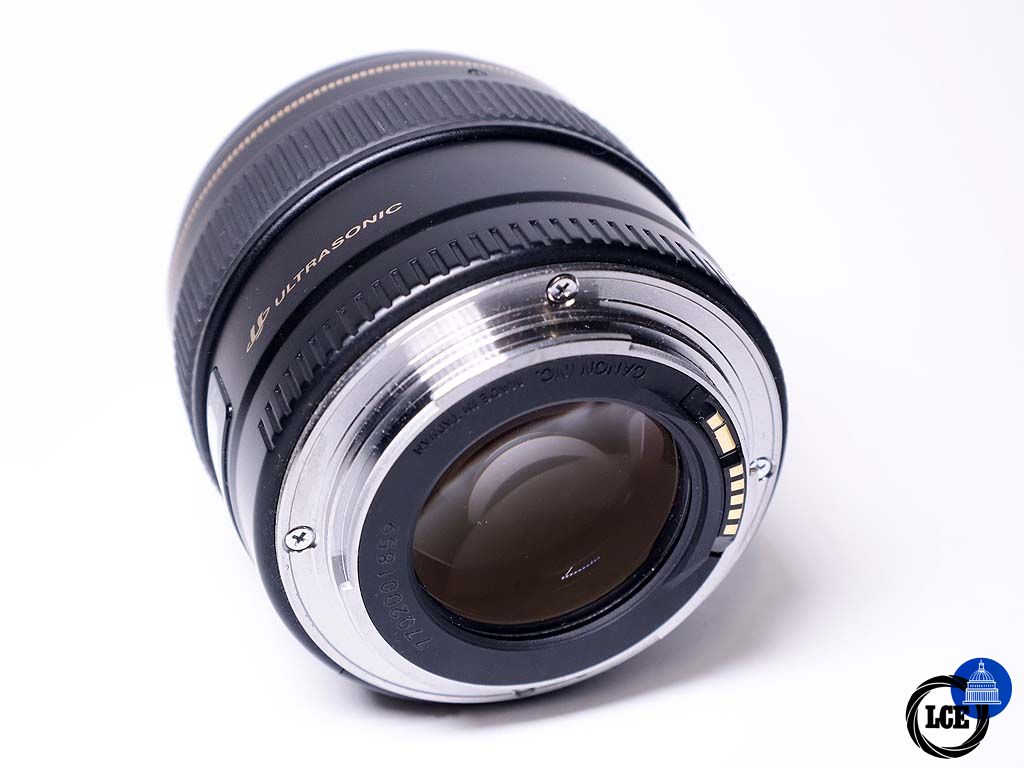 Canon EF 85mm f1.8 USM