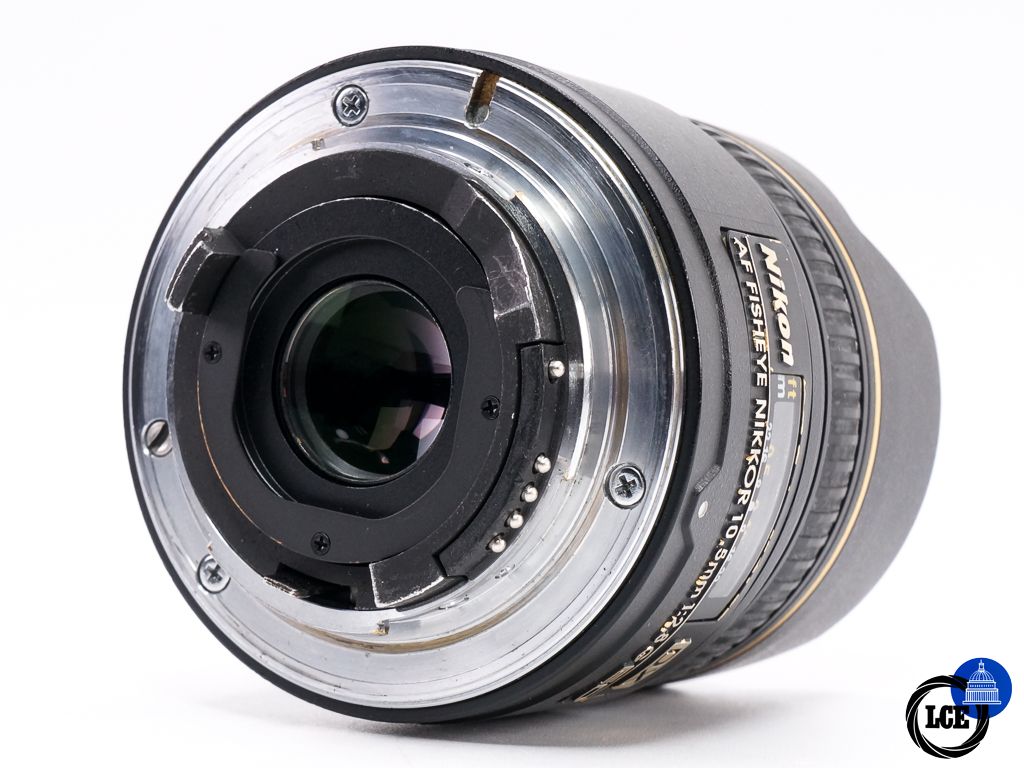 Nikon AF FISHEYE NIKKOR 10.5mm F2.8 G ED DX