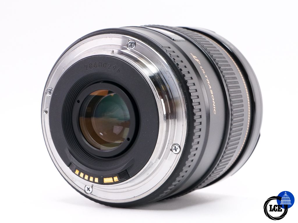 Canon EF 20mm F2.8 USM