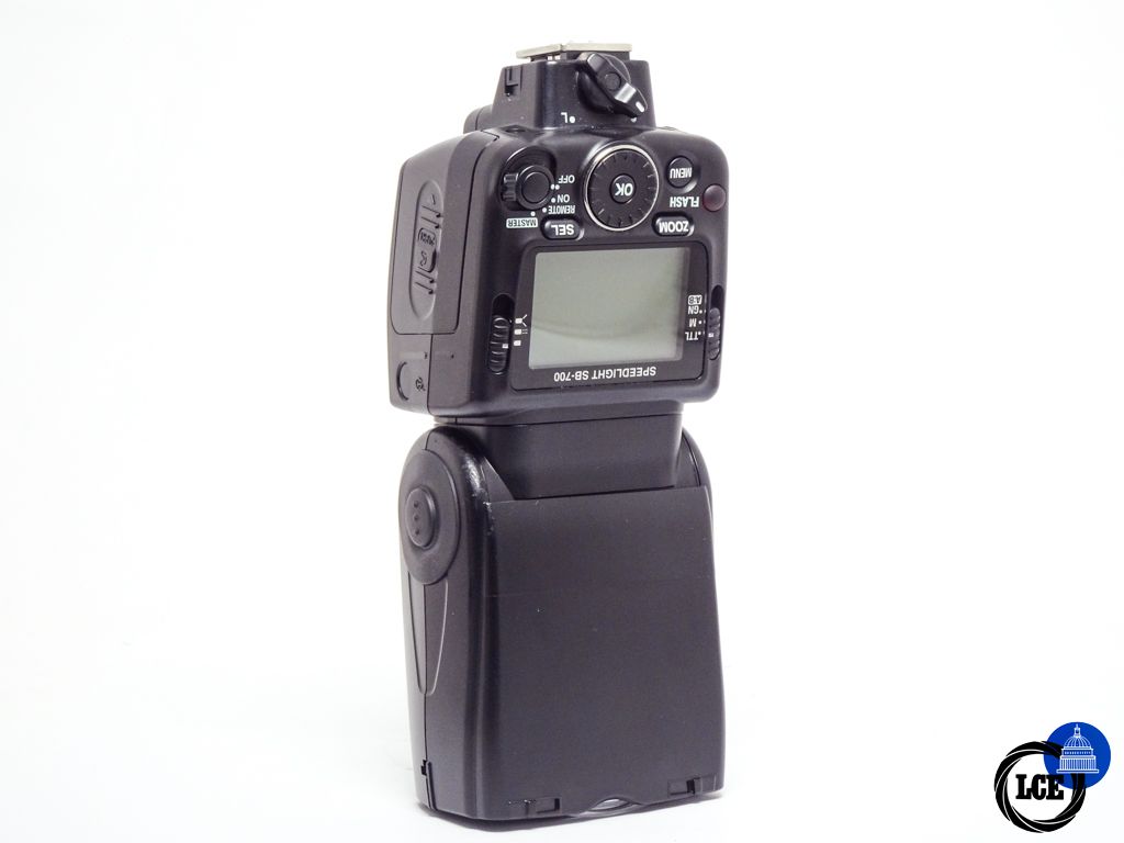 Nikon Speedlight SB-700