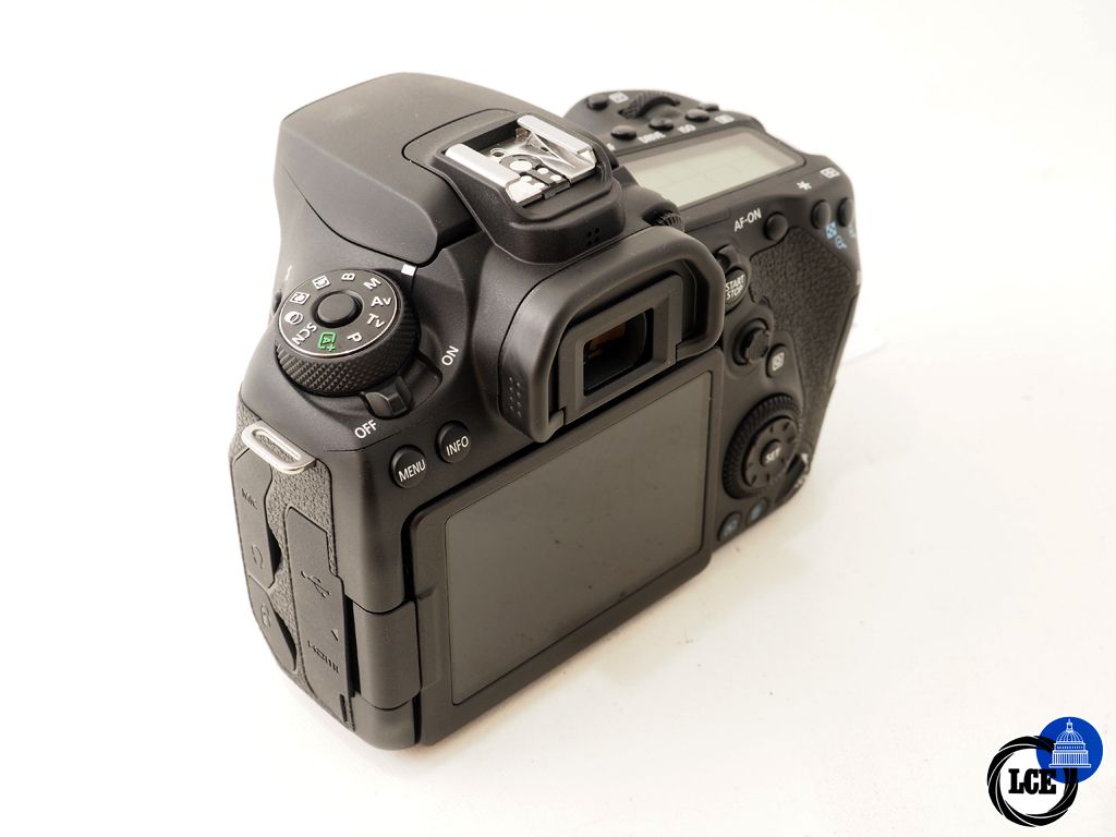 Canon EOS 90D Body *Under 1K Shots*