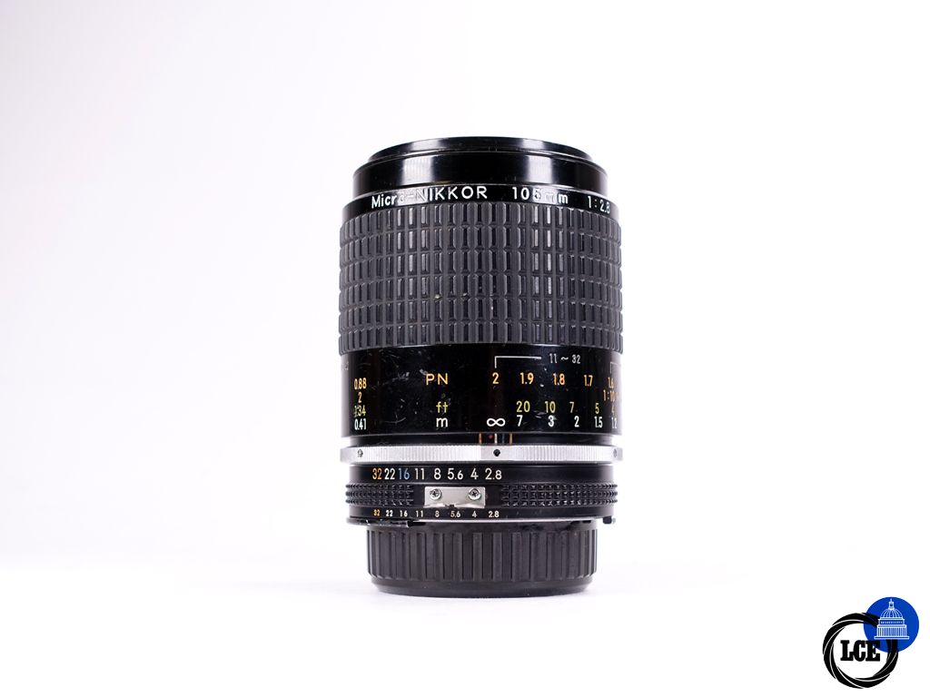 Nikon 105mm Micro-Nikkor f/2.8 AIS