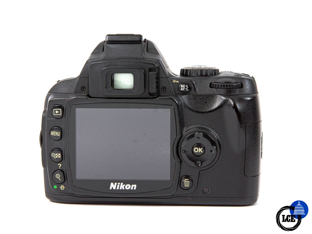 Nikon D40x + 18-55mm VR **9k Shutter Count**