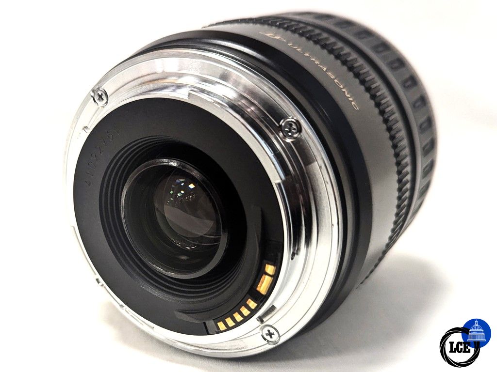 Canon EF 28-105mm F3.5-4.5