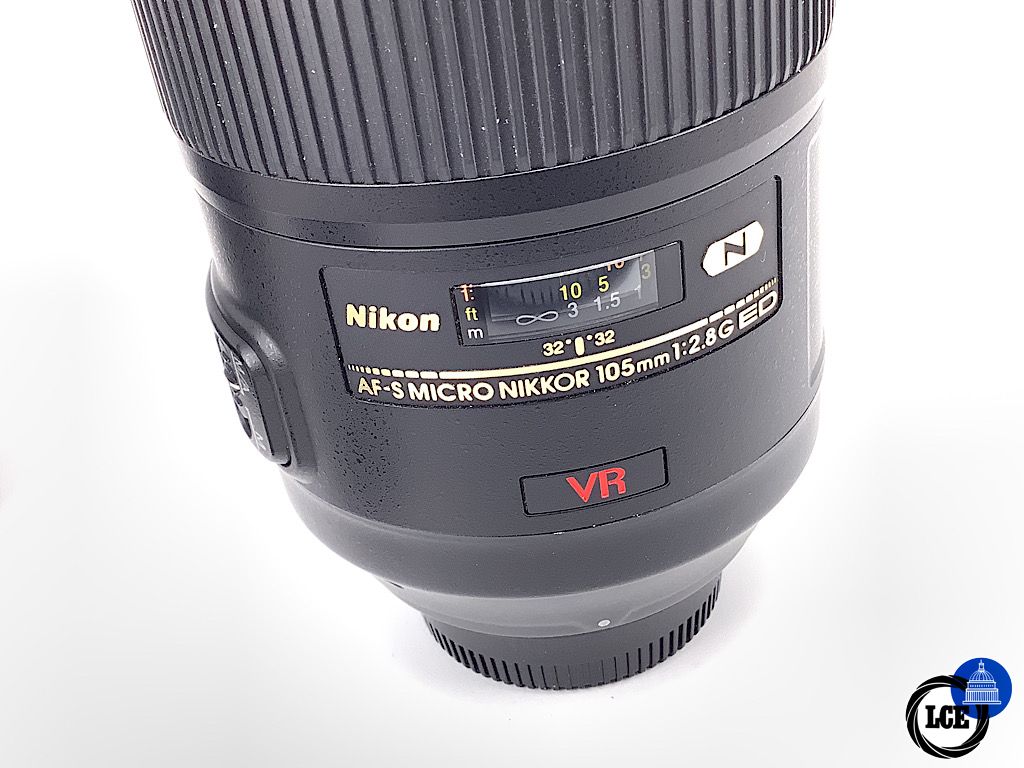 Nikon AF-S 105mm f2.8 G ED VR Micro ( macro )