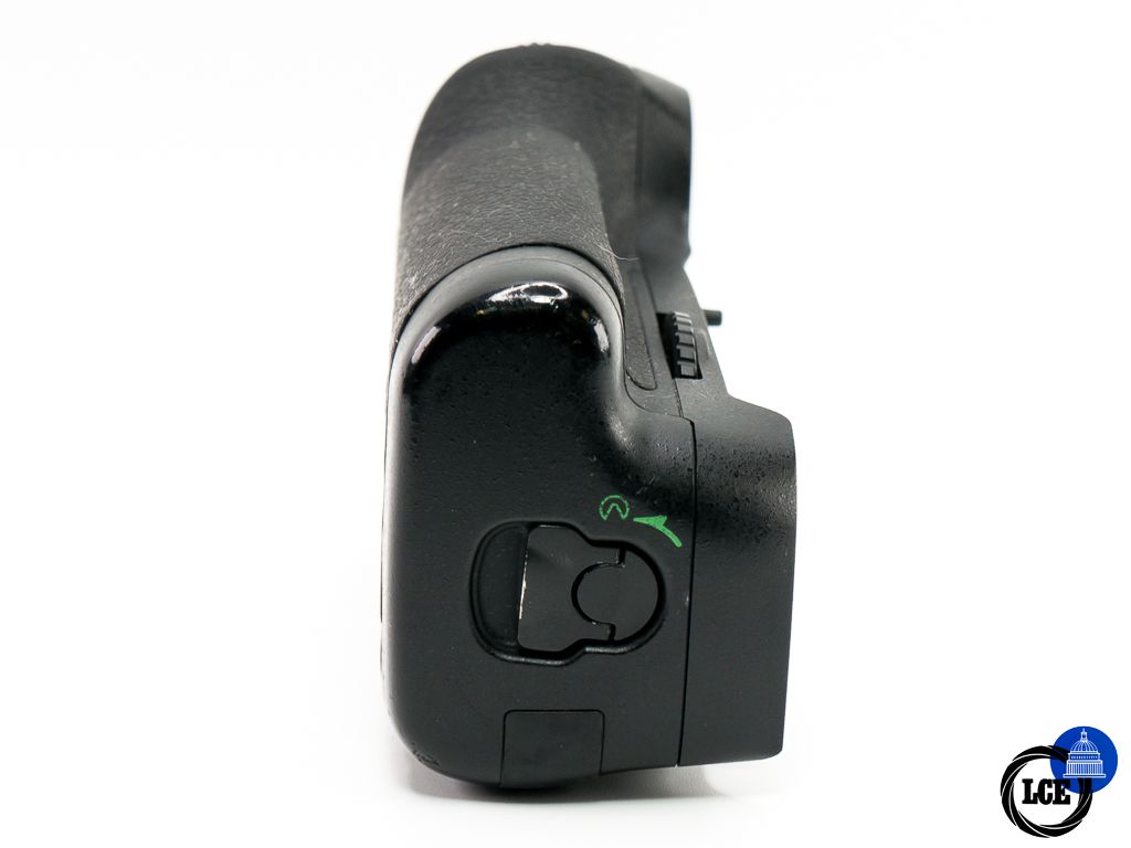 Nikon MB-D12 Battery Grip