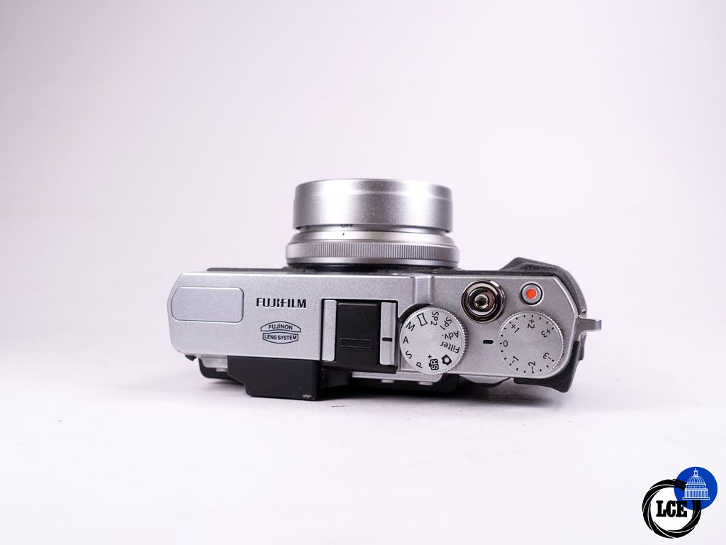 FujiFilm X30 Silver