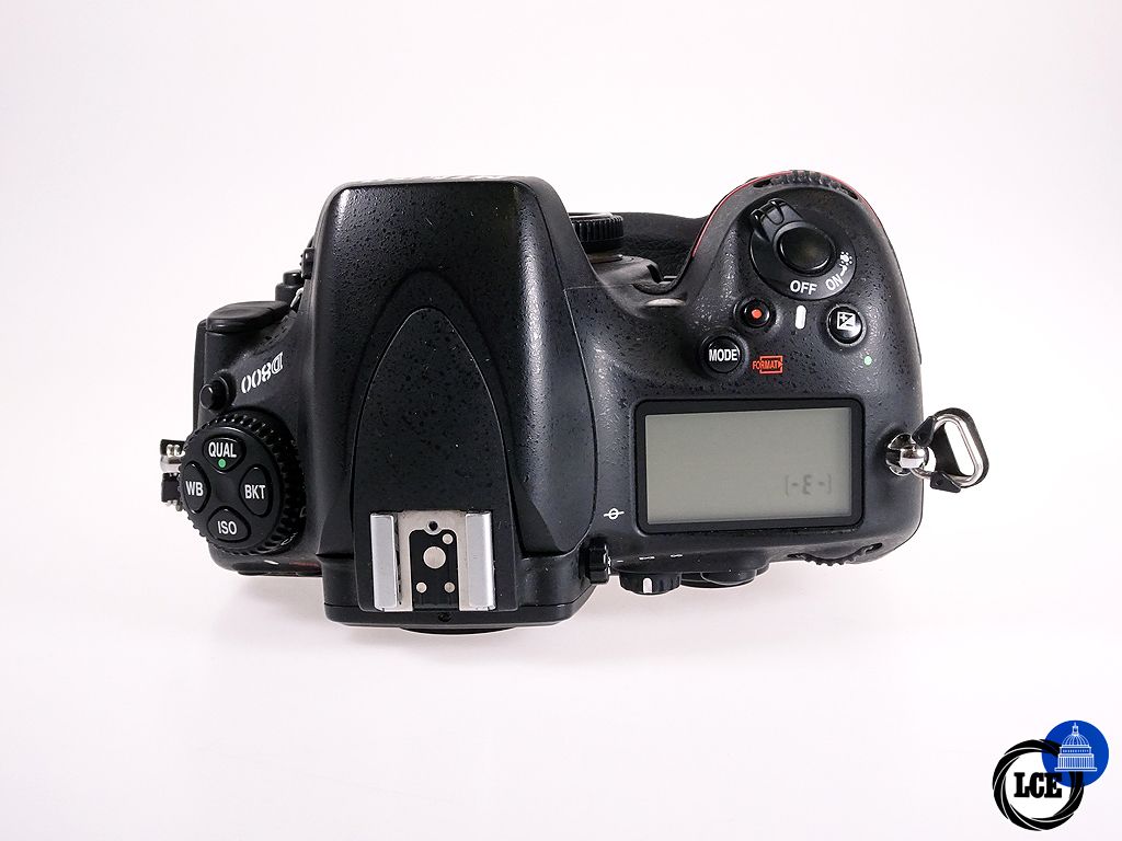 Nikon D800 Body + MB-D12 Battery Grip