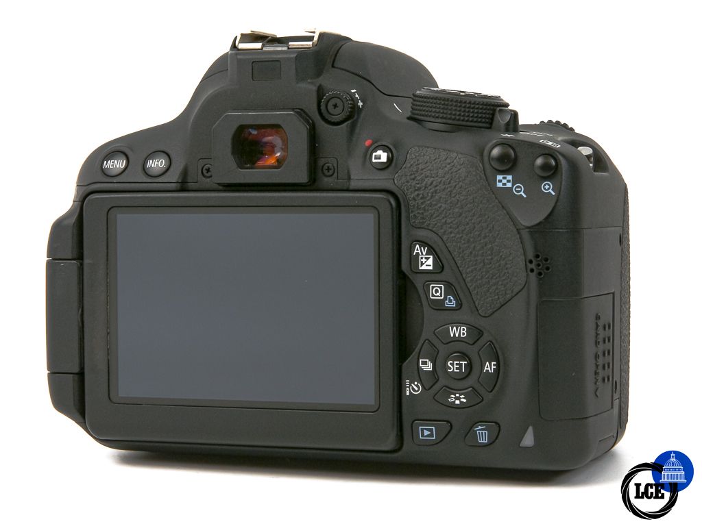 Canon EOS 700D + 18-55mm IS STM **7.5k Shutter Count**