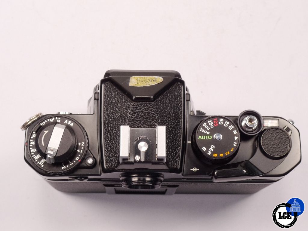 Nikon FE Black body