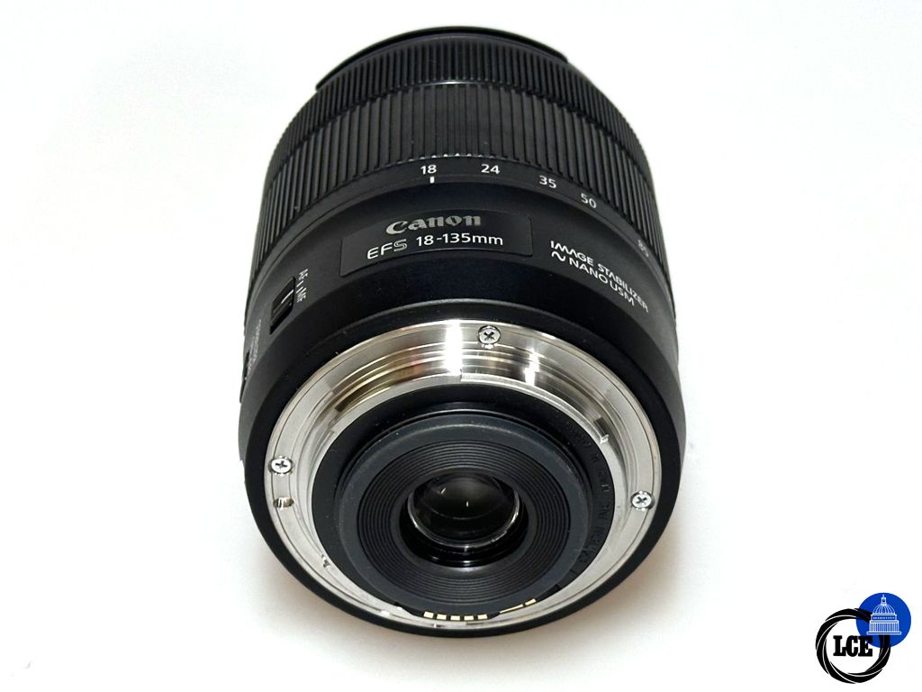 Canon EFS 18-135mm IS USM F3-5-5.6