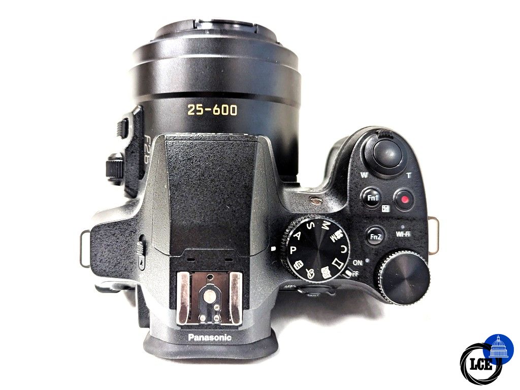 Panasonic Lumix FZ330 - Shutter Count 11.4k