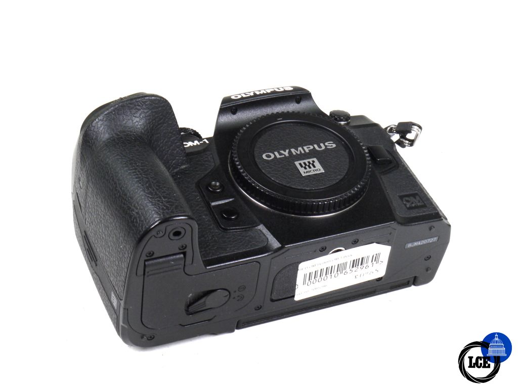 OM SYSTEM OM-1 Body - *11,000 Shutter Actuations*