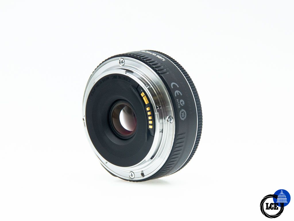 Canon EF 40mm f/2.8 STM