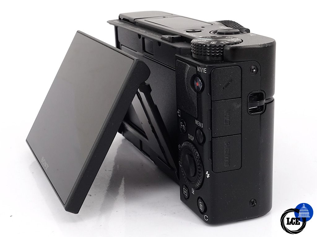 Sony Cyber-shot RX100 VII + VCT-SGR1 Shooting Grip | 4*