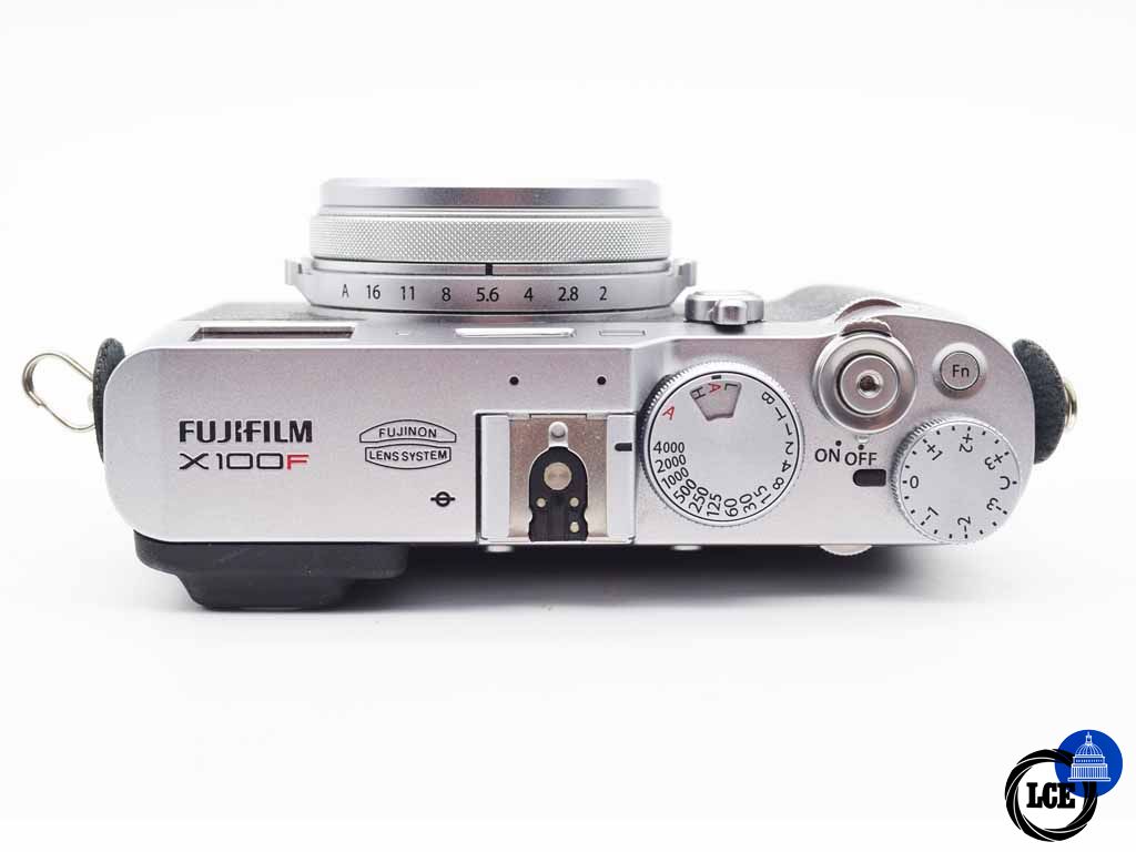 FujiFilm X100F Silver (Inc Black E-R Case, spare Battery, Filter Adapter & UV Filter)