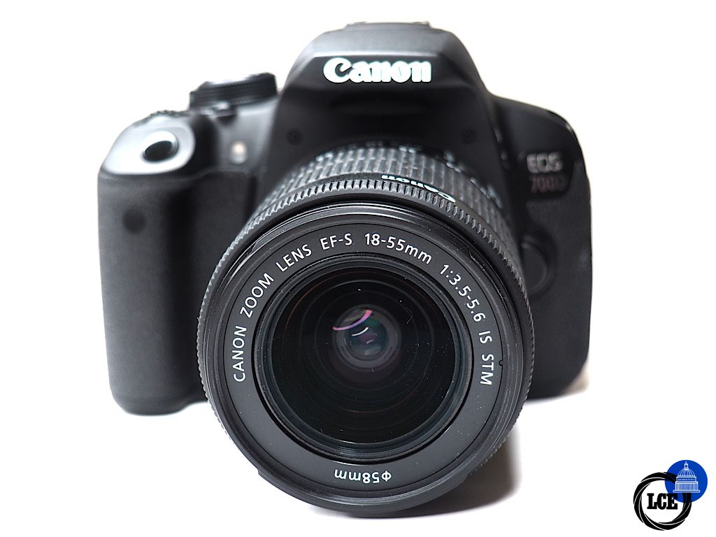 Canon EOS 700D + 18-55mm IS STM