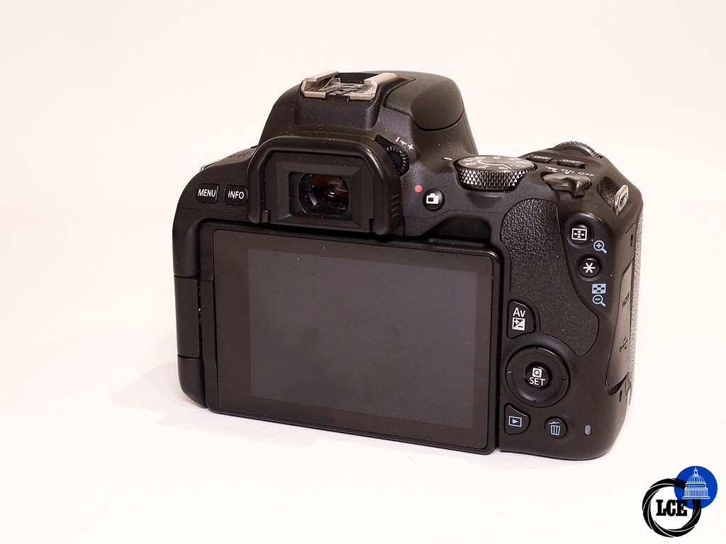 Canon EOS 200D Body