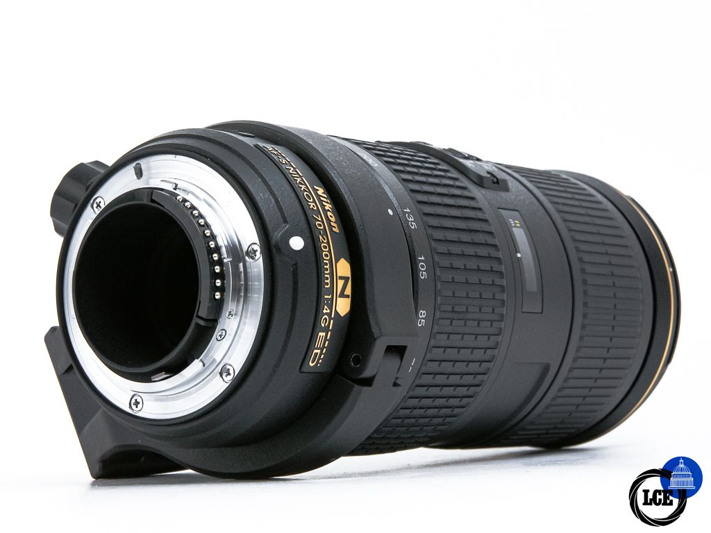 Nikon AF-S 70-200mm f4 G ED VR + RT-1 Tripod Collar