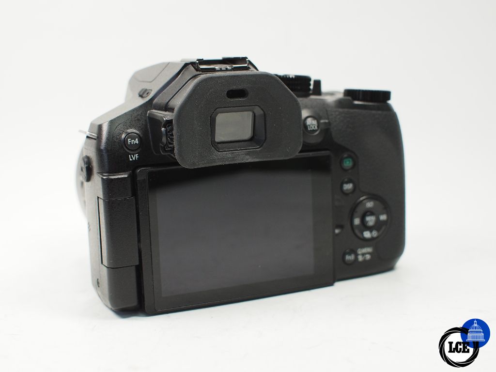 Panasonic FZ330 