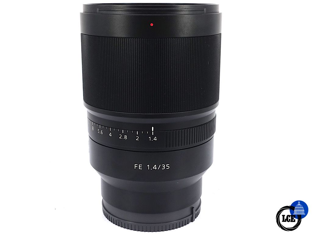 Sony FE 35mm F1.4 Zeiss Distagon ZA T* | 4*