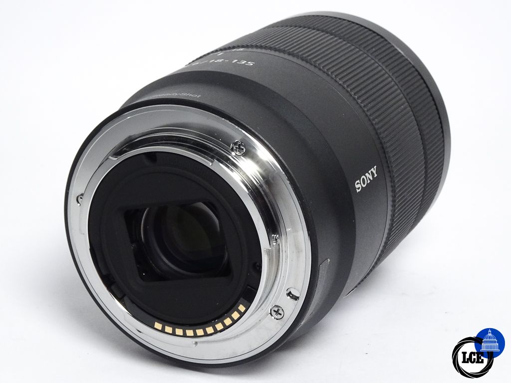 Sony 18-135mm f/3.5-5.6 E OSS