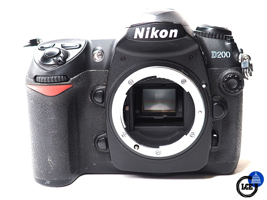 Nikon D200